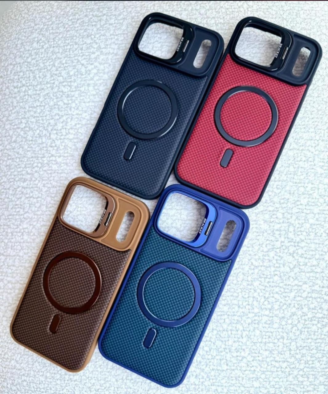 ESTUCHE CUADRITOS